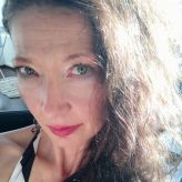 Olivia Gold Medium - 