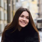 Isabell - Selbständigkeit - Hellsehen mit Hilfsmitteln - Kipperkarten - Liebe & Partnerschaft - Loslassen