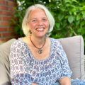 Christine T. - Hellsehen & Wahrsagen - Selbstfindung - Familie & Kinder - Traumdeutung - Kartenlegen & Tarot